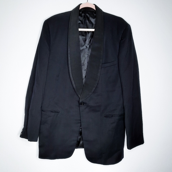 Burberry Vintage Black Blazer - Picture 2 of 5